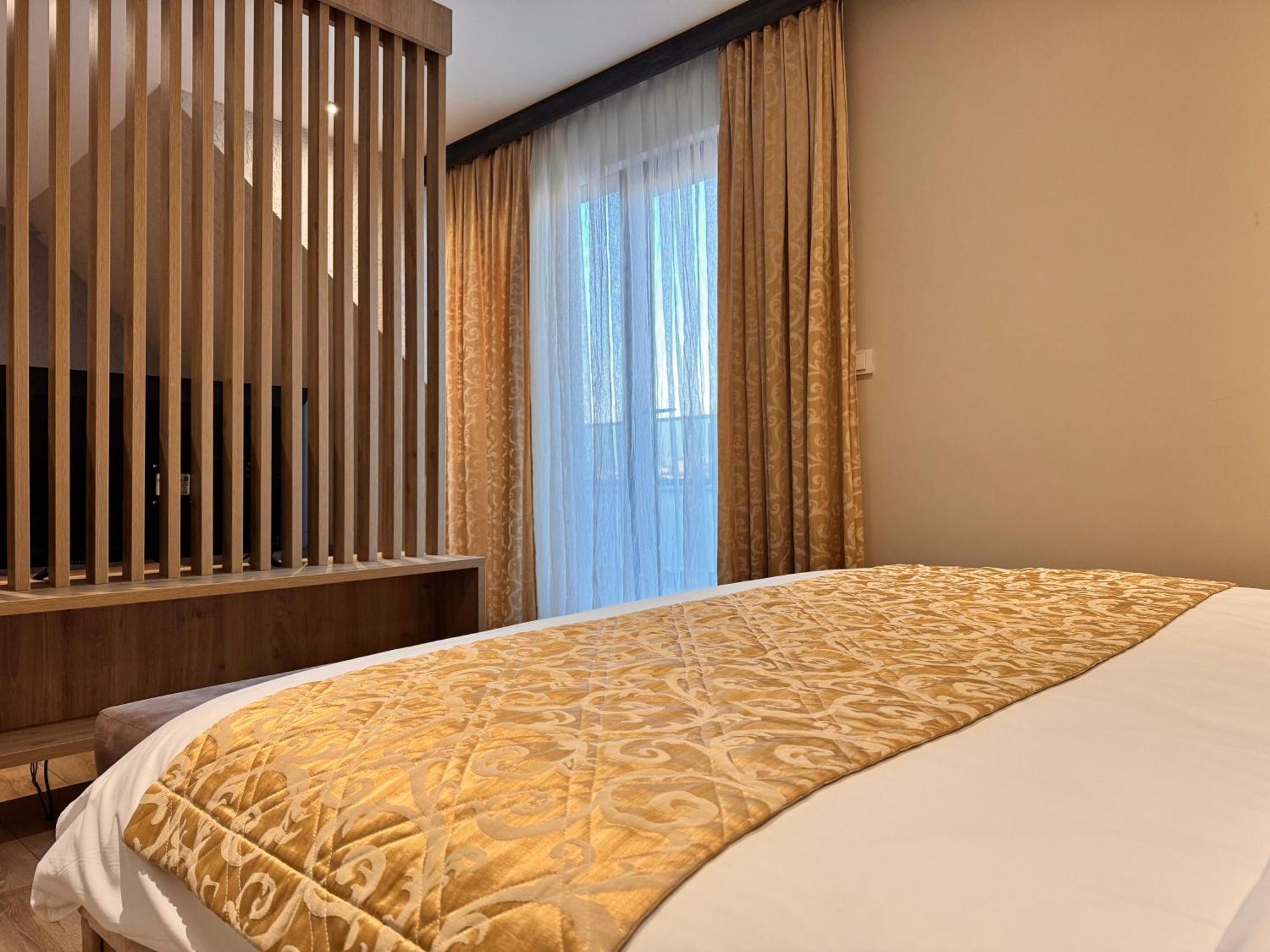 Innport Hotel ゲブゼ エクステリア 写真