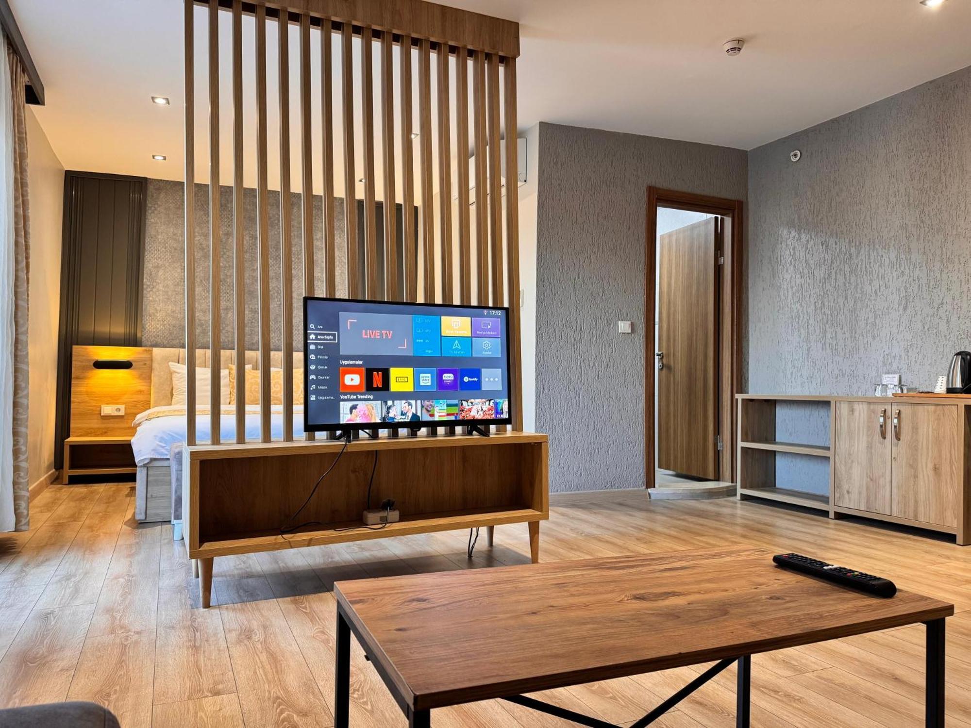 Innport Hotel ゲブゼ エクステリア 写真